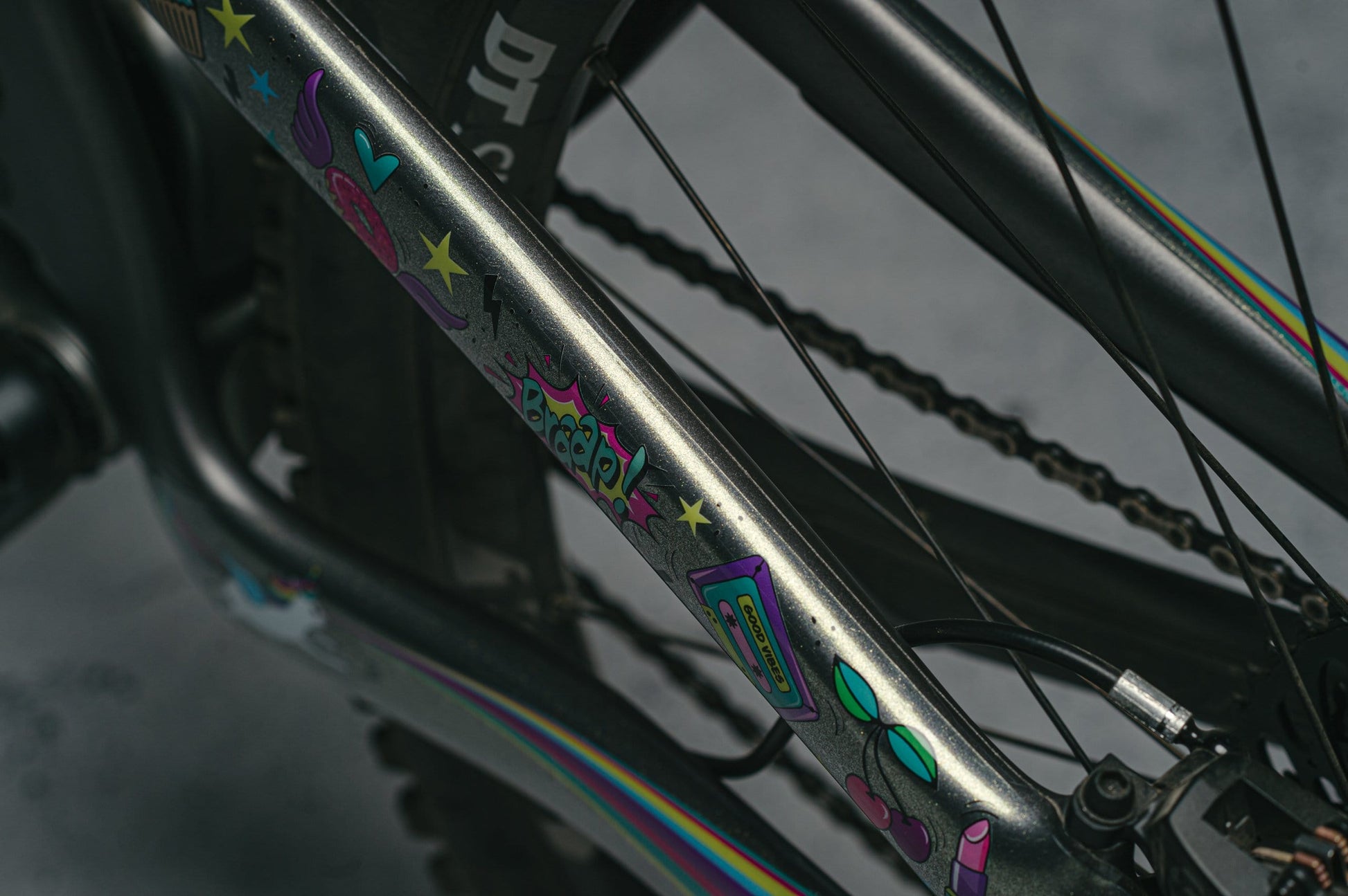 Unicorn Glitter design by DYEDBRO seatstay closeup