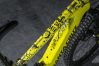 Close up tob tube image of Pray for Straya design 2