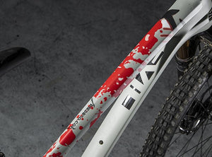 Kill m´all design by DYEDBRO toptube shot