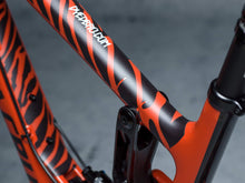 Load image into Gallery viewer, Black, Matt / Zebra black matt